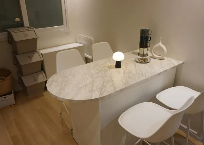 New Open-oublier,seoul Stn 5min By Walk,cozy * Сеул